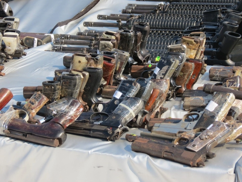 Manuel “P” y José “G”, integrantes del 'Cártel de Sinaloa', fueron condenados  por delincuencia organizada y por portación de arma de fuego. Foto Cuartoscuro / Archivo