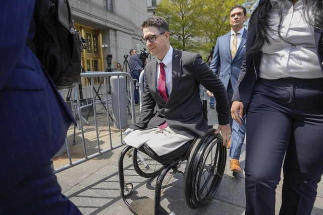 Un coacusado que también se había declarado culpable, el financiero Andrew Badolato, fue sentenciado a tres años de cárcel por su participación en la trama. Foto Ap