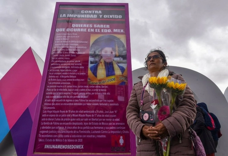 Lorena Gutiérrez madre de Fátima Quintana durante una protesta en imagen de archivo. Foto Cuartoscuro