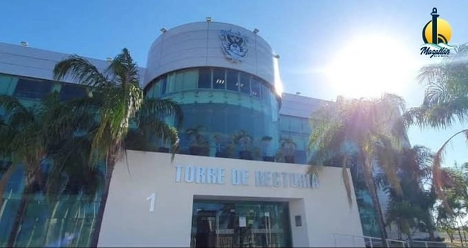 Rectoría de Mazatlán en imagen tomada del perfil Mazatlán es mi tierra..