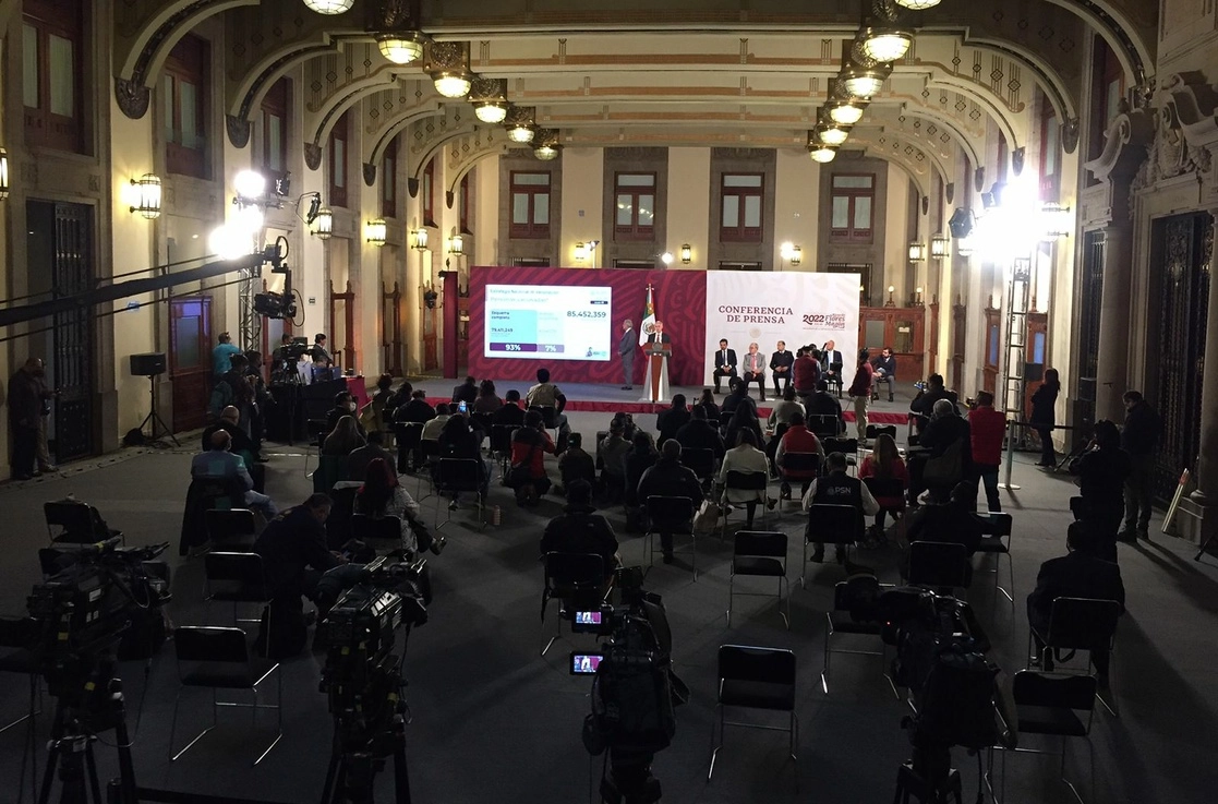 El subsecretario de Prevención y Promoción de la Salud, Hugo López-Gatell, en la conferencia matutina del 15 de marzo de 2022. Foto Cristina Rodríguez