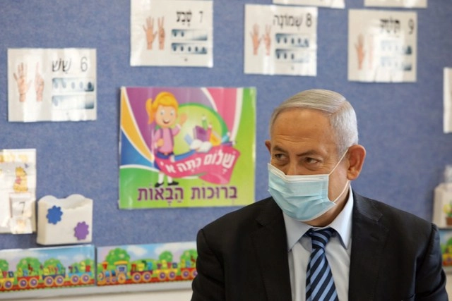 "Agradezco a mi amigo el presidente de Serbia (...) la decisión de reconocer a Jerusalén como capital de Israel y por transferir la embajada de su país", dijo Netanyahu, que precisó que esa mudanza tendrá lugar "de aquí a julio de 2021". Foto Marc Israel Sellem / Pool vía Ap