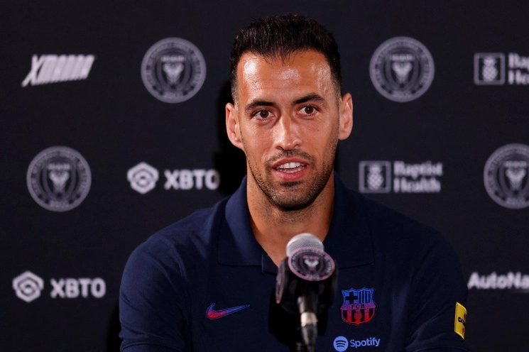 El español, Sergio Busquets, firmo contrato por dos temporadas y media con el Inter de Miami. Foto Afp