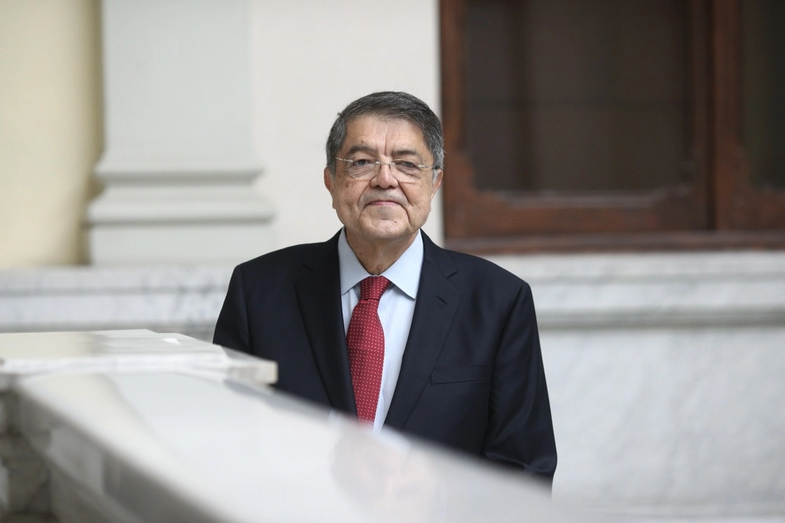 El escritor Sergio Ramírez condenó que “una dictadura enemiga de los libros” no le permita volver a Nicaragua, “porque yo no estoy siendo perseguido por ser un dirigente político”. Foto Europa Press / Archivo