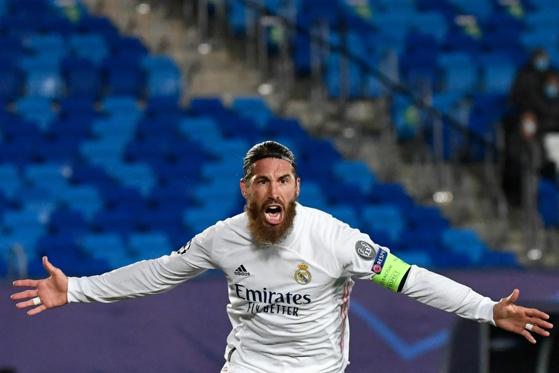 Liberado de su contrato con el Real Madrid desde este jueves, el defensa español Sergio Ramos habría llegado a un acuerdo para incorporarse al París Saint-Germain, publicó la prensa española. Foto Afp / Archivo