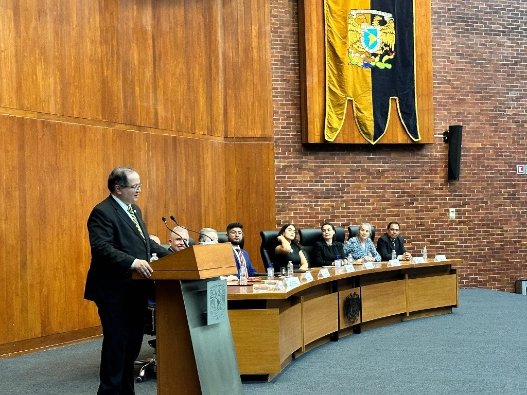 Leonardo Lomelí, rector de la UNAM, entregó el Premio al Servicio Social “Dr. Gustavo Baz Prada” 2024. Imagen tomada de https://x.com/UNAM_MX