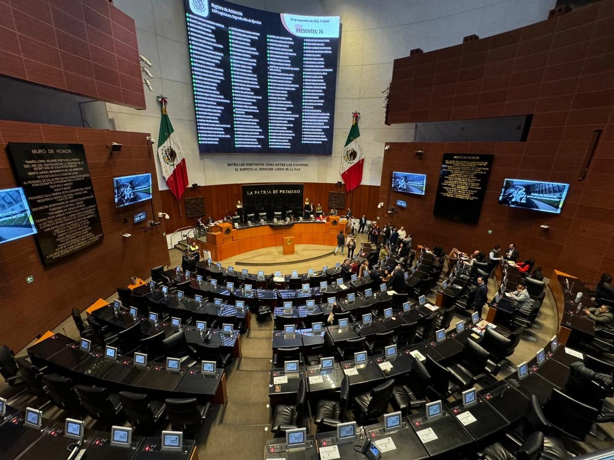 Inicio de la sesión en el Senado de la República, en la Ciudad de México, el 27 de noviembre de 2025. 