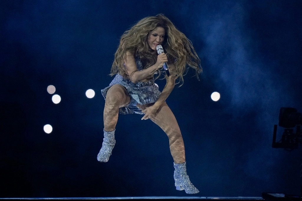 Esta es la primera vez que Shakira emprende una gira en cinco años con el fin de seguir promocionando su disco 'Las mujeres ya no lloran'. Foto Ap.