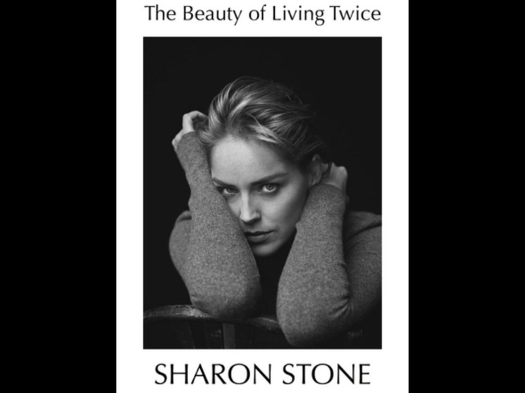 La actriz Sharon Stone ahora en su nueva fase como escritora. Foto AP