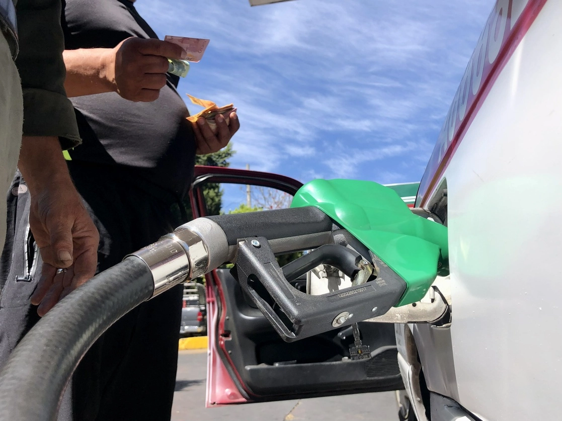 Gasolinera en la capital del país, el 9 de marzo de 2022. Foto Luis Castillo