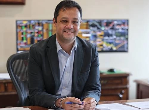 El subsecretario de Hacienda, Gabriel Yorio, en entrevista con ‘La Jornada’. Foto Marco Peláez