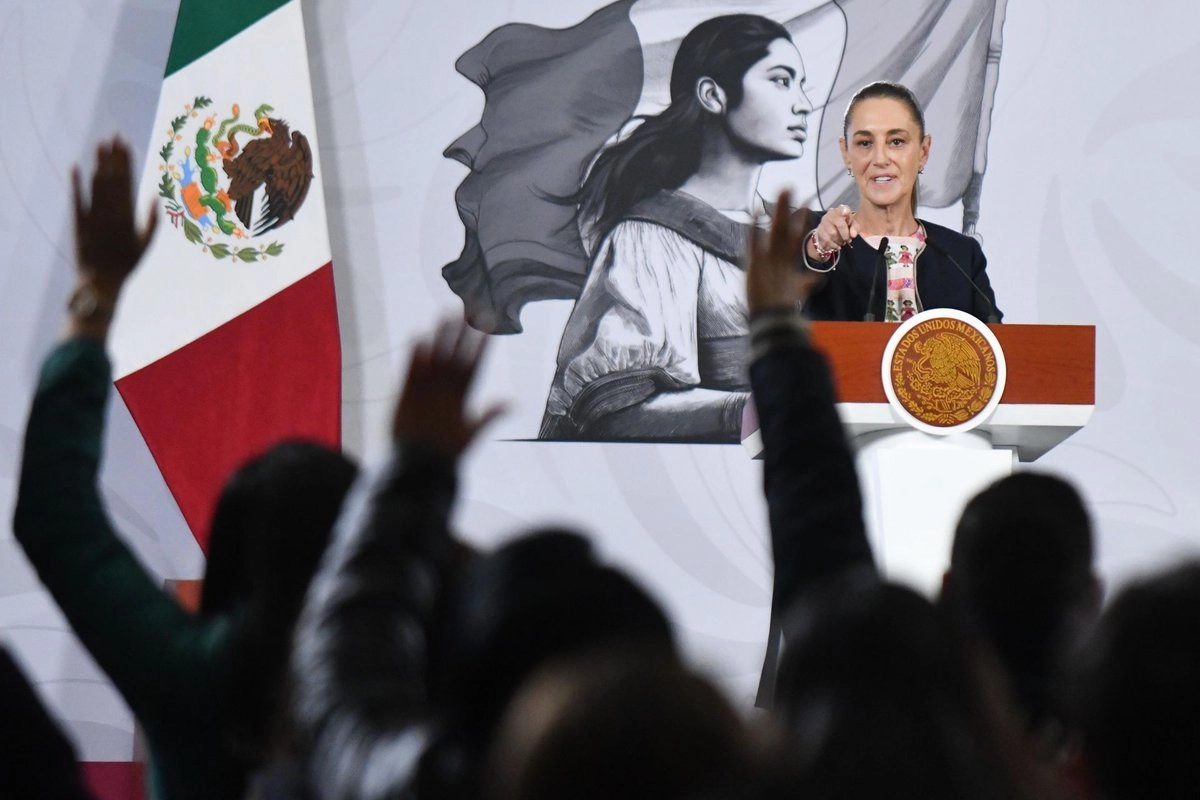 La presidenta Claudia Sheinbaum durante su conferencia matutina en Palacio Nacional, el 4 de diciembre de 2025. Foto 