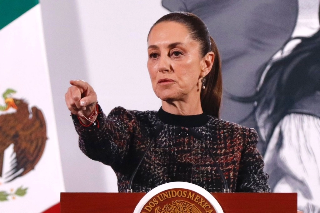La presidenta Claudia Sheinbaum durante su conferencia matutina en Palacio Nacional, en la Ciudad de México, el 28 de enero de 2025. Foto Germán Canseco

