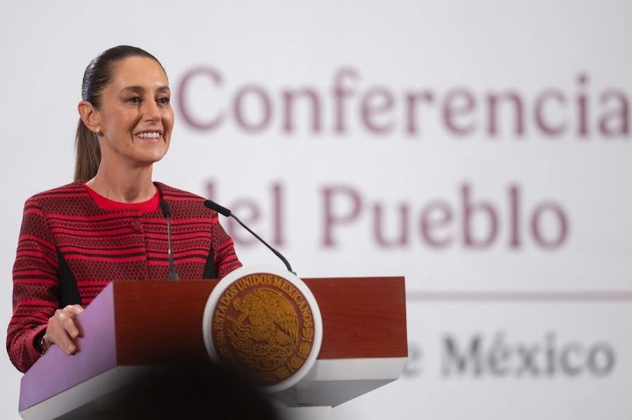 La presidenta Claudia Sheinbaum durante su conferencia matutina en Palacio Nacional, en la Ciudad de México, el 13 de junio de 2025. Foto 