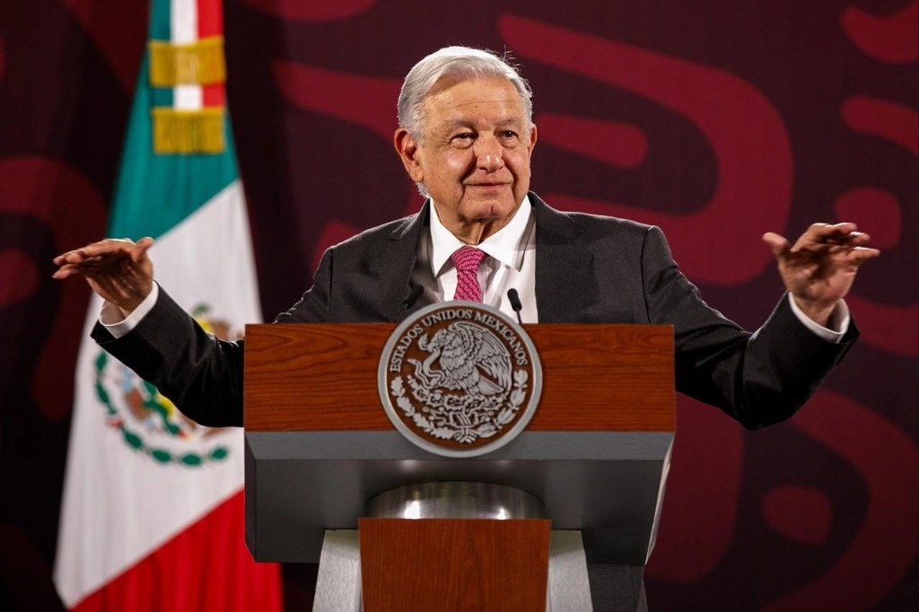 El presidente Andrés Manuel López Obrador durante su conferencia matutina en Palacio Nacional en la Ciudad de México, el 3 de junio de 2024. Foto Pablo Ramos

