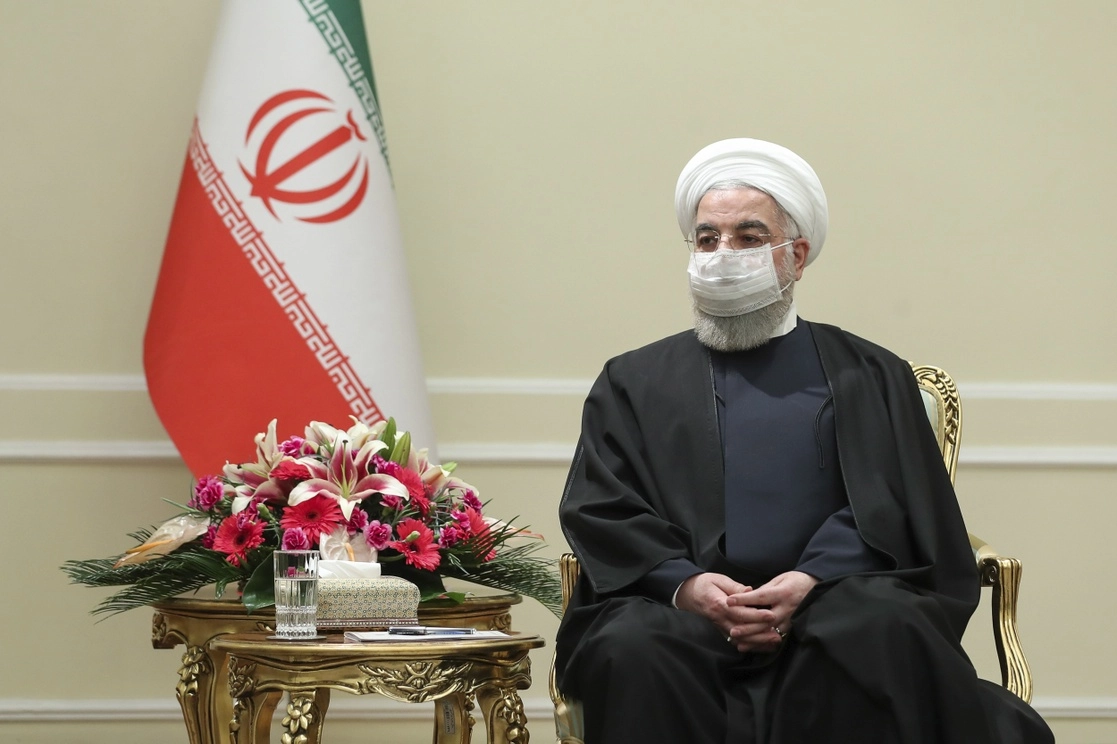 El presidente iraní Hassan Rouhani durante una reunión con el canciller irlandés Simon Coveney, en Teherán, Irán, el 7 de marzo de 2021. Foto Ap 