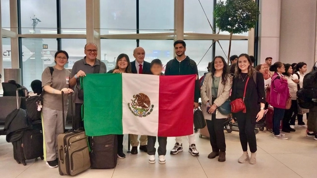 De los mexicanos que han sido apoyados para abandonar Líbano, la SRE indicó que algunas de estas personas viajarán a México como destino final, mientras otras decidieron permanecer en Europa. Foto tomada de X @SRE_mx
