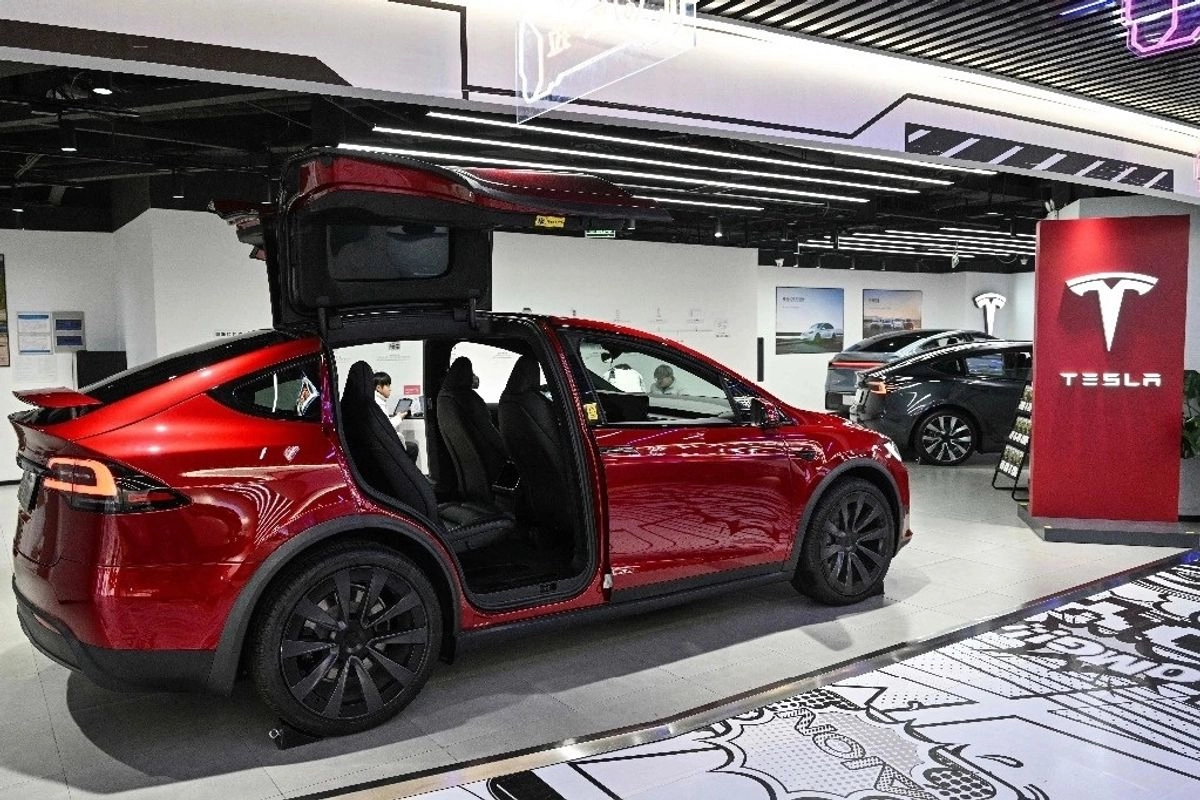 Venta de vehículos Tesla en imagen de archivo. Foto 