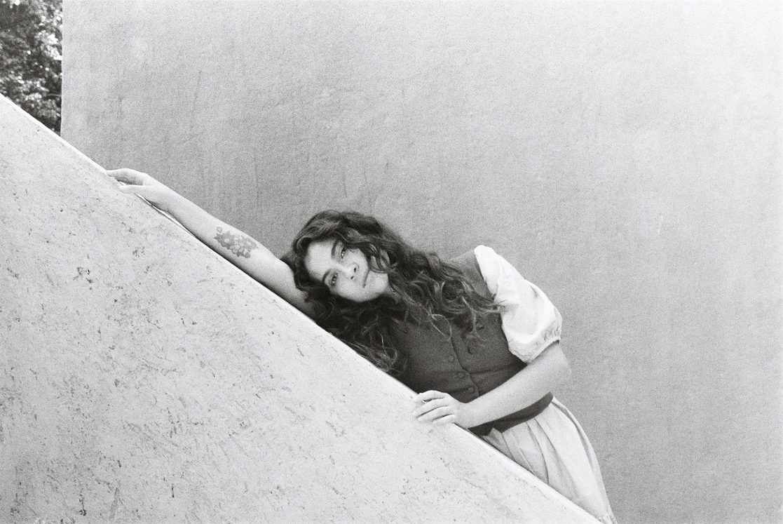 Marchita, primer sencillo del próximo álbum de Silvana Estrada, ya está disponible en plataformas de streaming. Foto Sol Talamantes