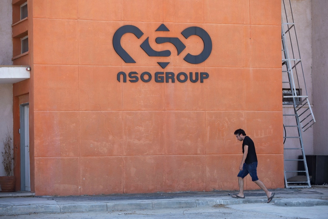 Fachada de la empresa de seguridad cibernética israelí NSO  Group. Foto Ap