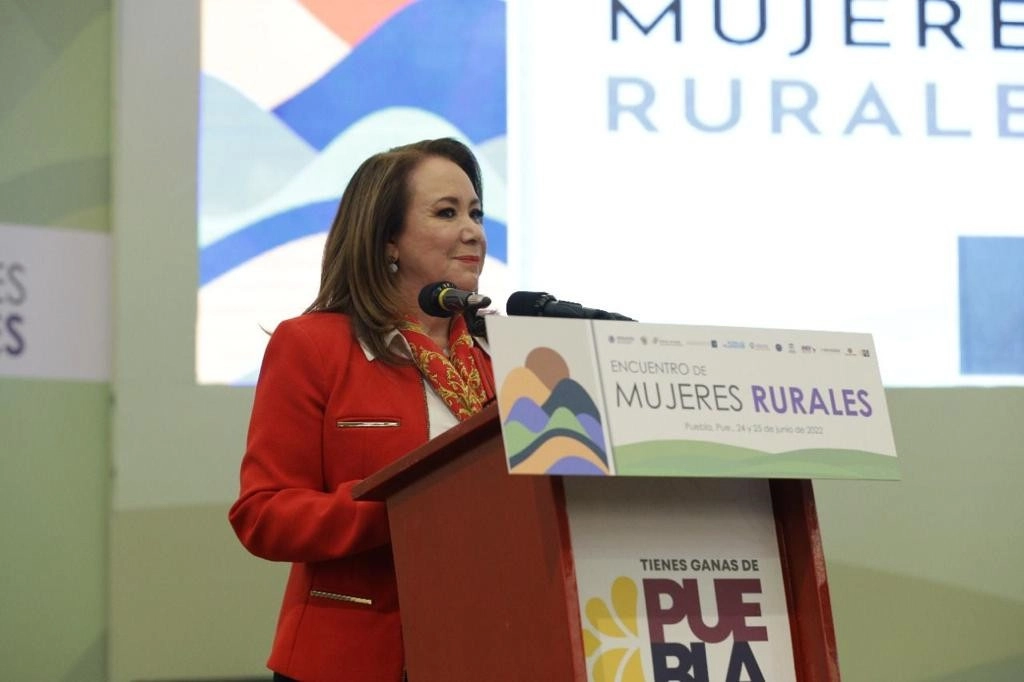 La ministra Yasmín Esquivel señaló “no hay igualdad, si no participan las mujeres rurales en la vida pública”. Foto cortesía para ‘La Jornada’