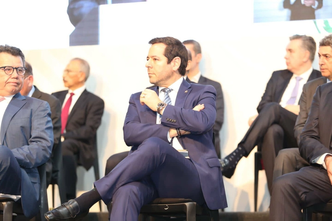 José Antonio Abugaber Andonie, (c) presidente del Consejo Directivo de Concamin. Foto tomada de la cuenta de Twitter @abugaberjose