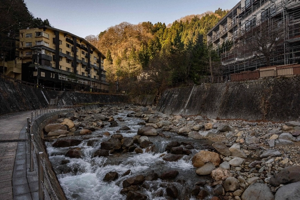 Vista general de Tsuchiyu Onsen, un pueblo de aguas termales en la prefectura de Fukushima. Foto Afp