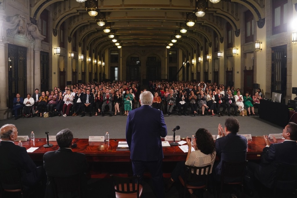 Without “hesitation” to continue with the transformation: AMLO to legislators
