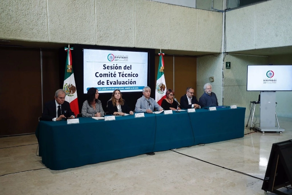 Integrantes del Comité Técnico de Evaluación, informan sobre la  entrega de quintetas conforme a la convocatoria anunciada para el proceso de designación de consejeros del INE, en la Cámara de Diputados, en la Ciudad de México, el 26 de marzo de 2023. Foto Cristina Rodríguez