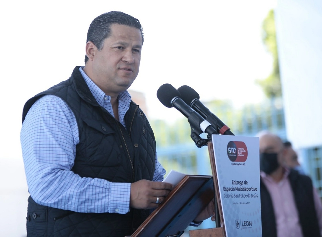 El gobernador de Guanajuato, Diego Sinhue Rodríguez Vallejo celebró el rechazo a la reforma eléctrica en San Lázaro. Foto @diegosinhue