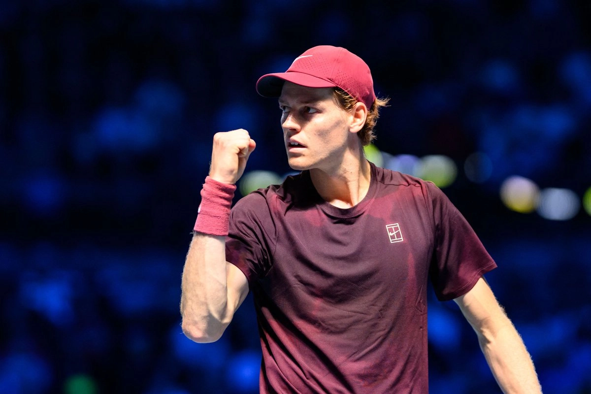 El italiano Jannik Sinner venció por un doble 6-4 al kazajo Alexander Bublik en el abierto de Viena, el 24 de octubre de 2025. Foto Max Slovencik / APA / 