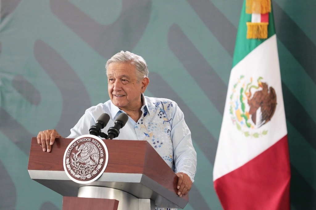 El presidente López Obrador, durante su conferencia de este lunes que ofreció desde Tuxtla Gutiérrez, Chiapas. Foto Presidencia 
