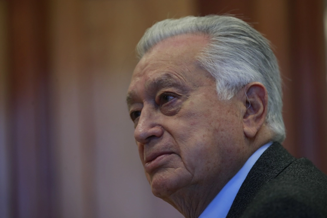 Entrevista con el director de la Comisión Federal de Electricidad Manuel Bartlett, el 16 de octubre pasado. Foto Víctor Camacho