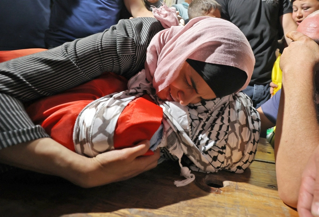 El ministerio identificó a la víctima como Ghaith Yamin, de 16 años, que murió "tras recibir un disparo de las fuerzas israelíes" en la cabeza, el 25 de mayo de 2022. Foto Afp 