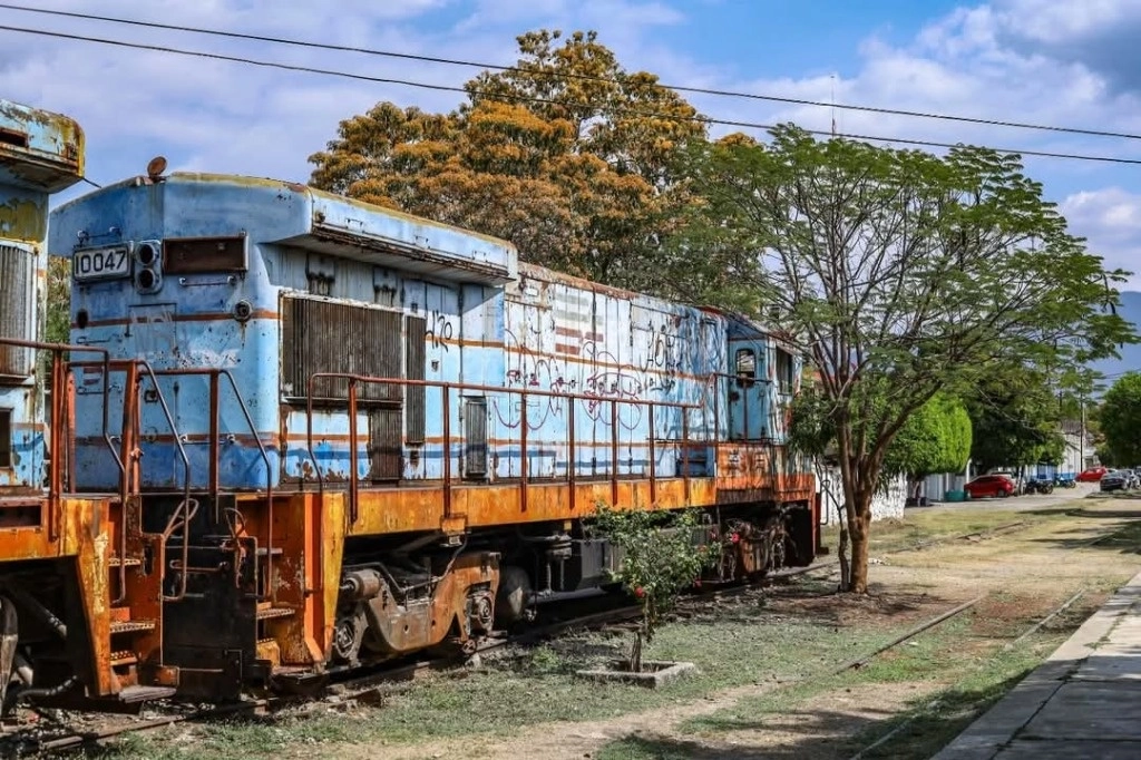 Organizaciones sociales, militantes y simpatizantes de Morena, y ciudadanos en común pidieron a la presidenta que vuelva a funcionar el tren que venía de la Ciudad de México, pasando por Cuernavaca, hasta llegar a Iguala, y al pueblo de Balsas Sur, en el estado de Guerrero. Foto tomada de Facebook
