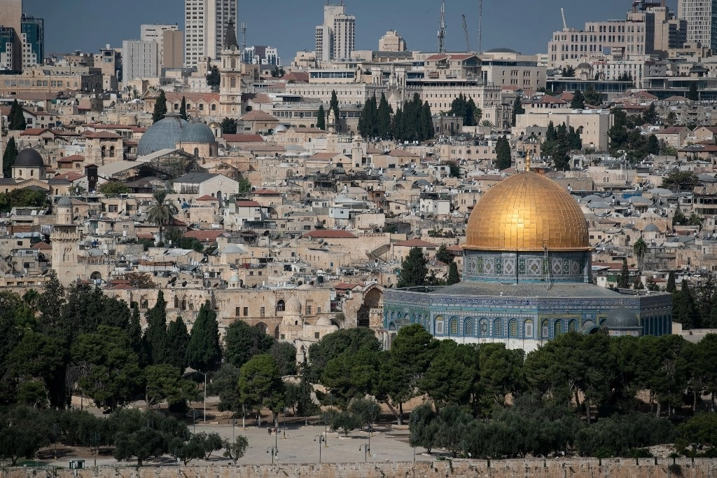 La SRE informó que 500 mexicanos han solicitado ayuda consular por el conflicto en Israel. Foto Xinhua