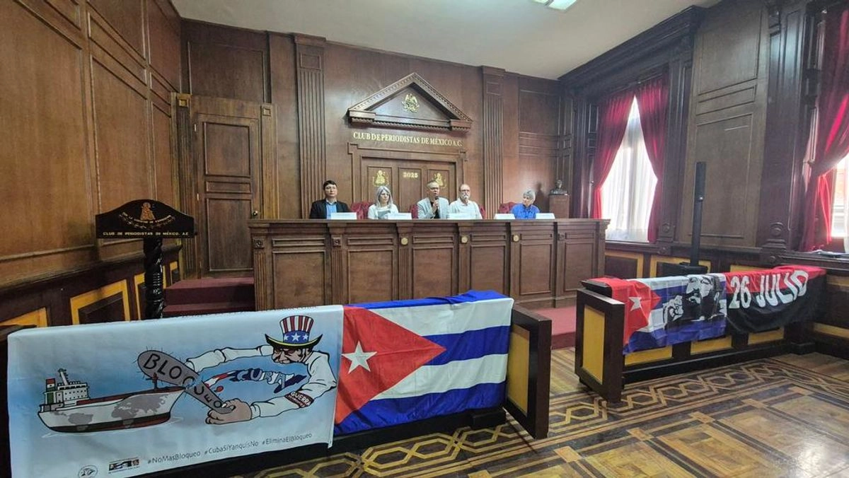 El barco con petróleo u otros insumos, “va a contribuir a mejorar el suministro eléctrico en hospitales, escuelas, industrias, hogares y ayudará a un mejor funcionamiento de la economía” de Cuba.