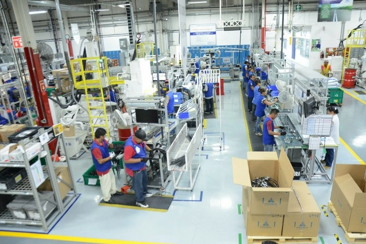 Instalaciones de una maquiladora en Nuevo Laredo. Foto La Jornada