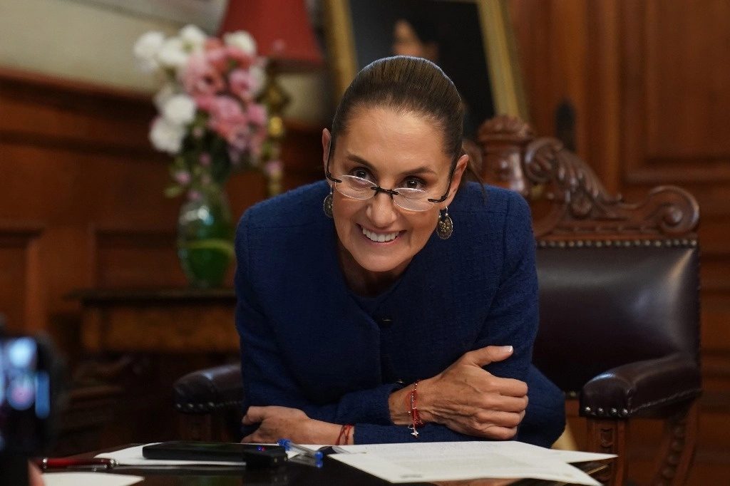 La presidenta Claudia Sheinbaum Pardo, durante su diálogo con el próximo mandatario estadunidense. Foto Presidencia
