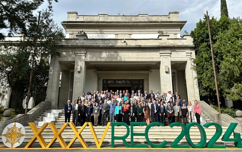 Alejandra Fraustro, secretaria de Cultura, encabezó en el Complejo Cultural Los Pinos la última jornada de la XXXV Reunión de Titulares de las Embajadas y Consulados (REC 2024). Foto tomada de X @SRE_mx