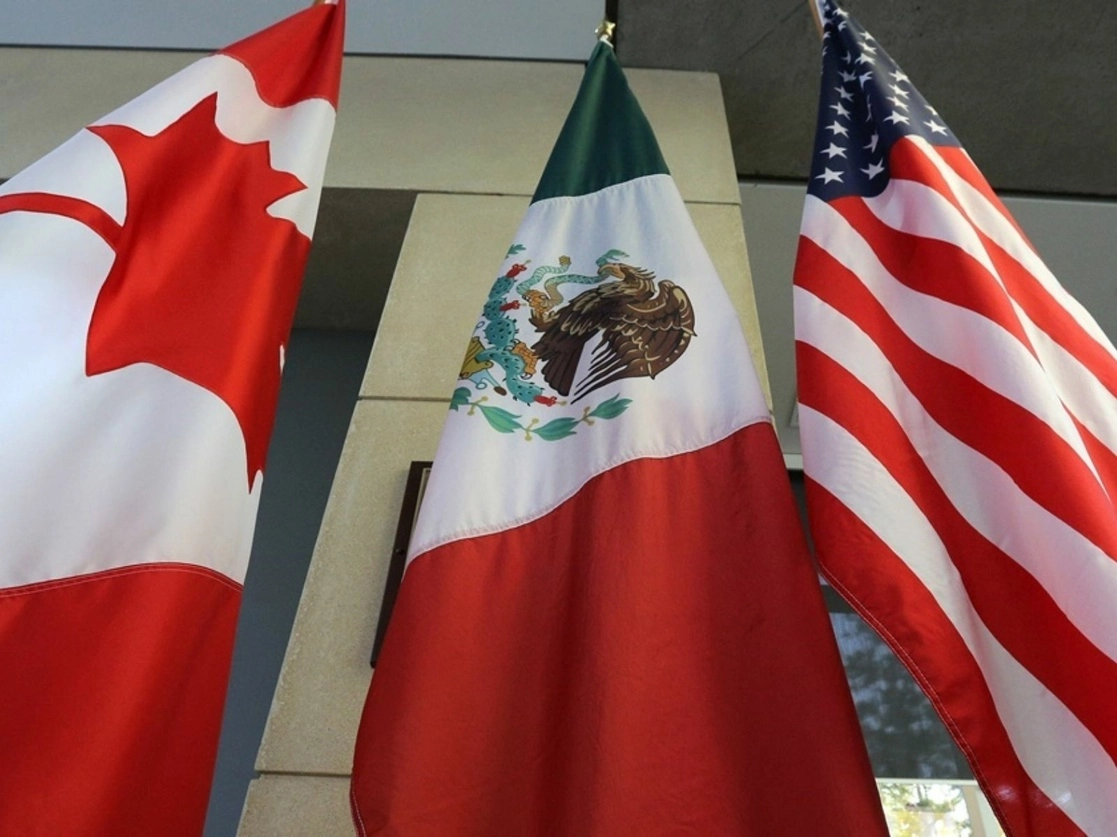 Banderas de Canadá, México y Estados Unidos. Foto  Afp / Archivo