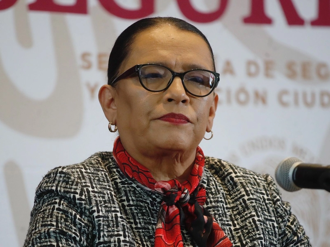Son momentos de estar unidos, sociedad y gobierno, dice la titular de seguridad, Rosa Icela Rodríguez. Foto C. Rodríguez

