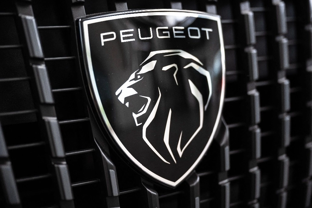 Logo de Peugeot. Foto Afp