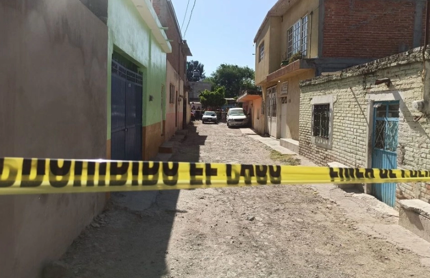 Nueve días después del incendio en una clínica de rehabilitación de drogas en Guanajuato,  murió la víctima número 13.  