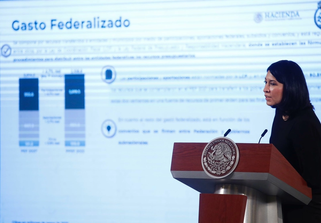 Victoria Rodríguez Ceja, subsecretaria de Egresos de la Secretaría de Hacienda y Crédito Público, en la conferencia matutina del 4 de noviembre de 2021. Foto Cristina Rodríguez