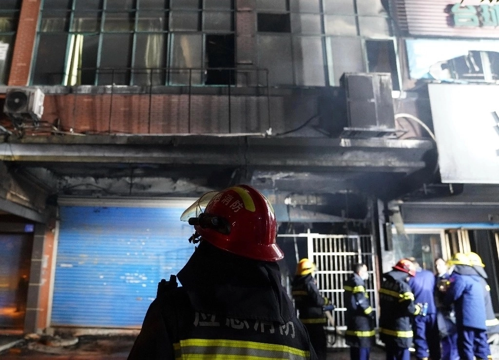El incendio ocurrió en la ciudad de Zigong, estado de Sichuan, a mil 600 kilómetros de Pekín. Foto Xinhua vía Ap / Archivo