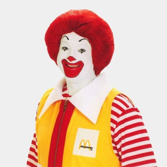 Ronald McDonald en imagen tomada de la cuenta de twitter de la cadena de comida.