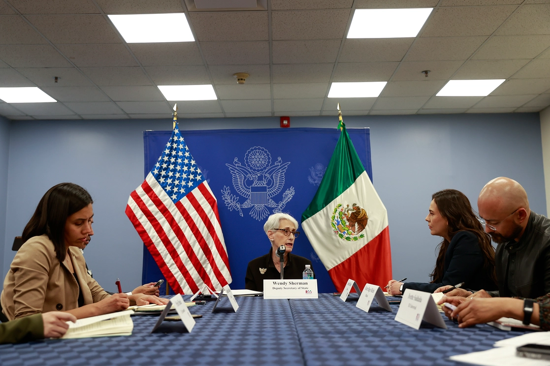 La subsecretaria de Estados Unidos, Wendy Sherman, también tuvo un encuentro con activistas de la comunidad LGBTIQ+, el 9 de noviembre de 2022. Foto tomada del Twitter de @DeputySecState