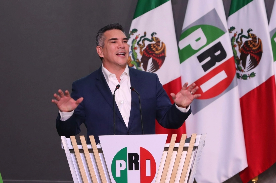 El PRI sugirió la incorporación del partido Movimiento Ciudadano a la alianza opositora. En la imagen de archivo, el presidente del 'tricolor', Alejandro Moreno. Foto María Luisa Severiano 