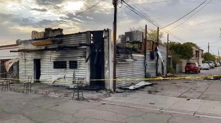 El incendio ocurrido en el bar Beer House, de San Luís Río Colorado, Sonora dejó 13 muertos. Foto 'La Jornada'